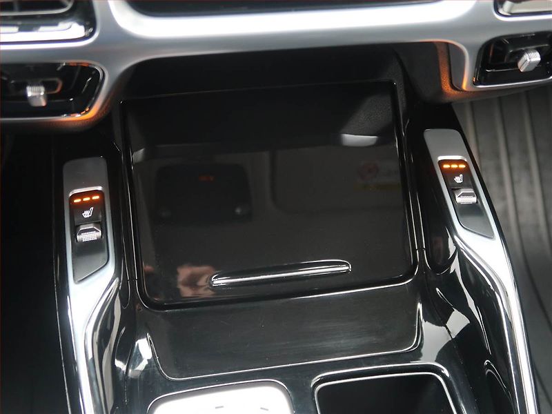 Kia Sorento (2022) 2.2 CRDi - fotka 19 z 31