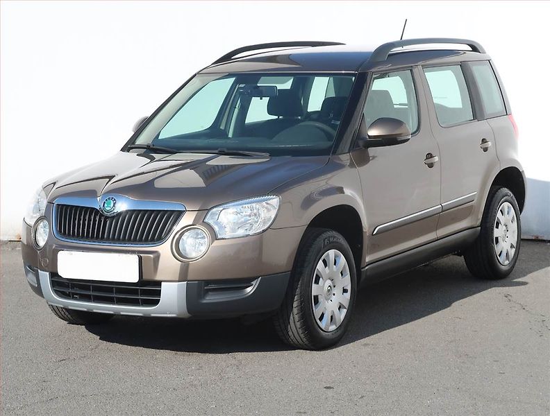 Škoda Yeti (2013) 1.2 TSI, Serv.kniha - fotka 2 z 15