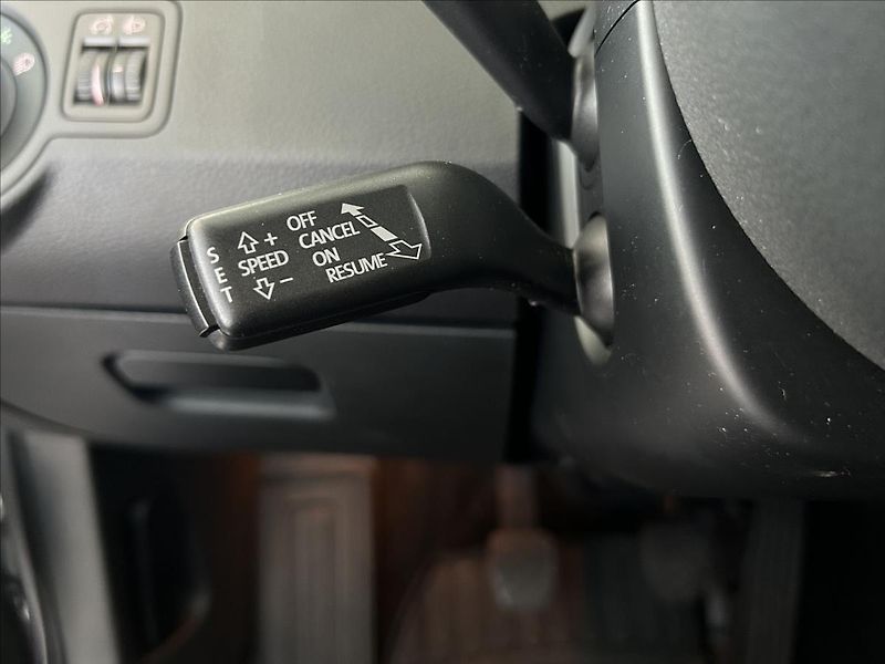 Volkswagen Passat 2,0   TDI 103kW,4MOTION,CR - fotka 14 z 25