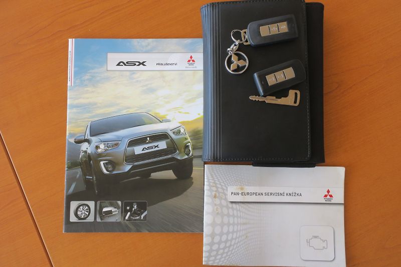 Mitsubishi ASX (2015) INTENSE+ 1.6 DI-D 4WD - fotka 41 z 50