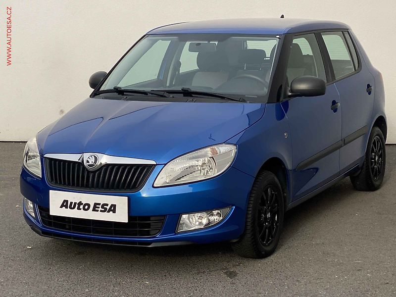 Škoda Fabia (2014) 1.2 12V, Active, AC - fotka 3 z 16