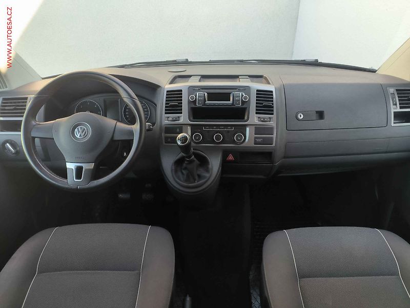 Volkswagen Multivan (2014) 2.0TDi, AC, temp - fotka 8 z 18