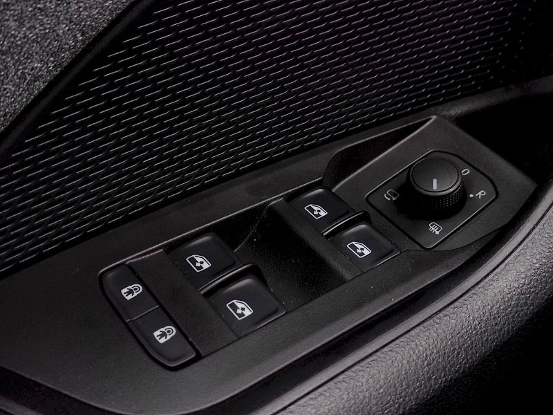 Škoda Octavia (2025) Combi Top Selection 1,5 Tsi 11 - fotka 27 z 40