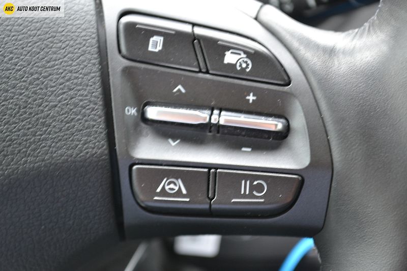 Hyundai i30 WG 1,5I MT SMART FAMILY NAVI - fotka 26 z 39