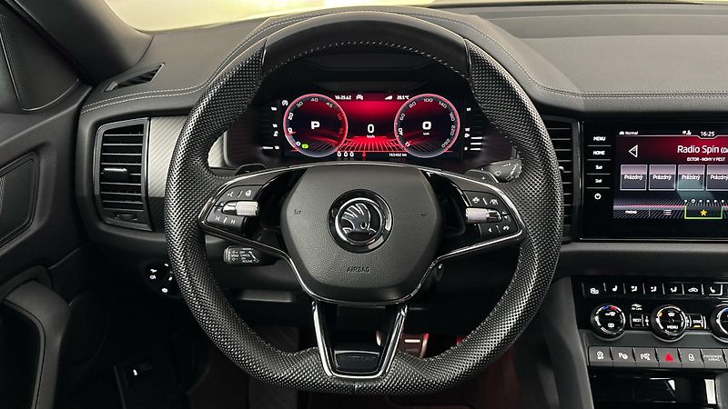 Škoda Kodiaq 2.0 TDI DSG 4x4 Sportline Excl - fotka 9 z 32