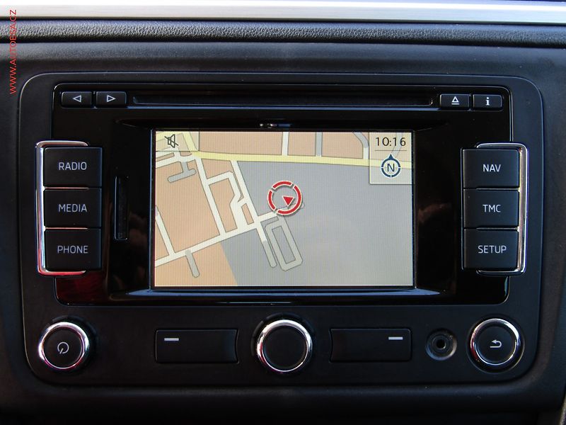 Škoda Rapid (2014) 1.6TDi - fotka 16 z 18