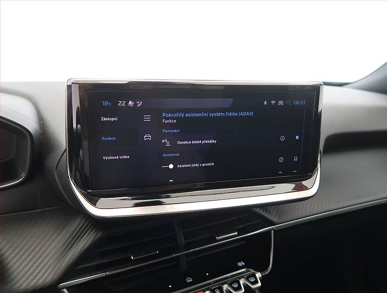 Peugeot 2008 (2025) 1.2 PureTech - fotka 17 z 26