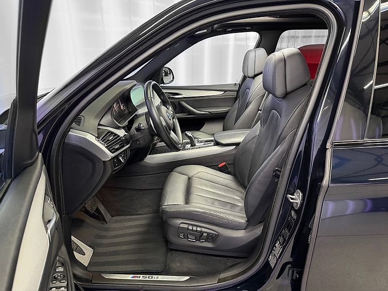BMW X5 M50d xDrive M-PAKET, HUD, EL. - fotka 12 z 33