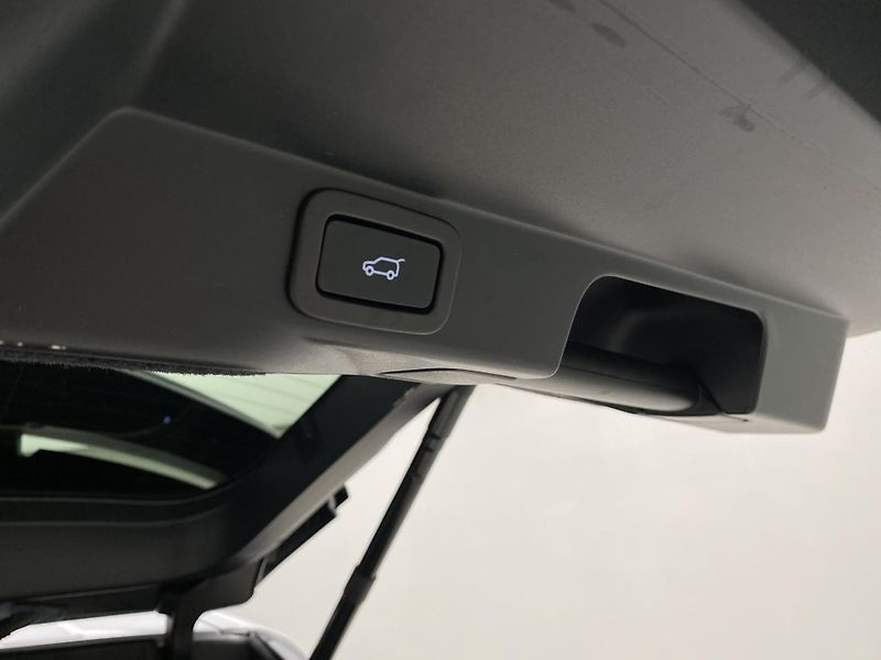Land Rover Range Rover Sport D250 HSE AWD AUT CZ - fotka 29 z 44
