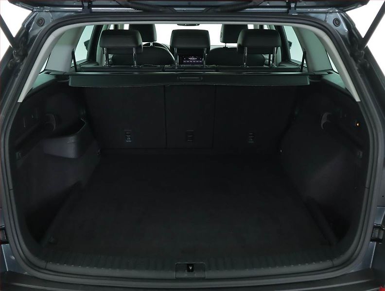 Škoda Kodiaq (2021) 1.5 TSI - fotka 14 z 17