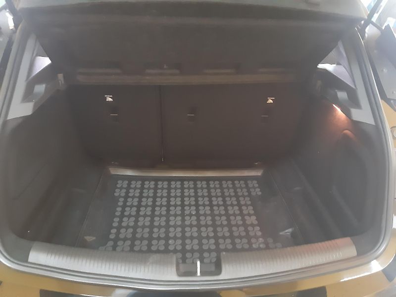 Opel Astra K 1.4 i 110KW NAVI KAMERA AUT. - fotka 22 z 26