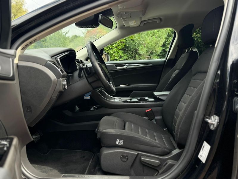 Ford Mondeo 2.0 Titan. 140kW  ČR 1.MAJ.DPH - fotka 15 z 26