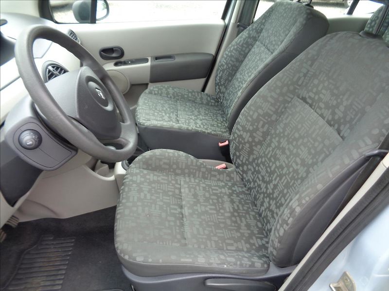 Renault Modus 1,2 - fotka 9 z 14