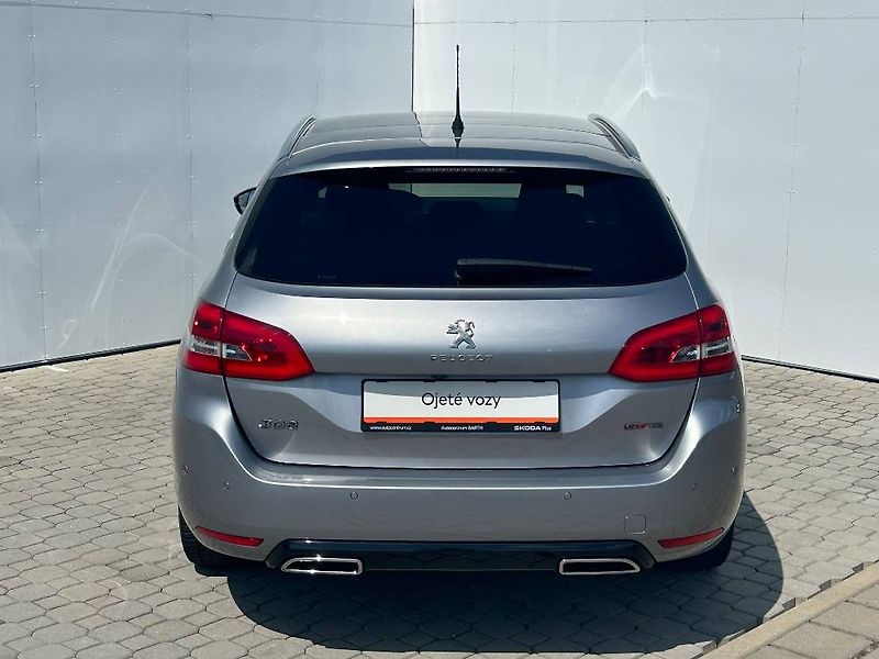 Peugeot 308 GT S&S EAT8 1.5 BlueHDi - fotka 22 z 23