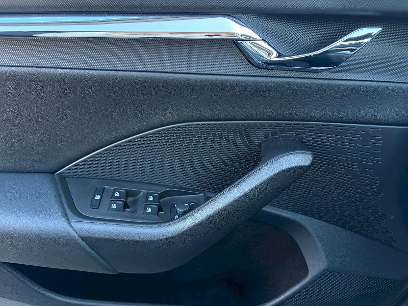 Škoda Octavia (2022) 1.5 TSI / 110kW / STYLE - fotka 14 z 35