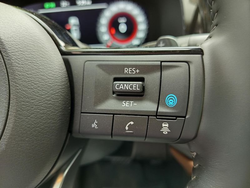 Nissan Pathfinder (2025) Platinum AWD - fotka 23 z 27