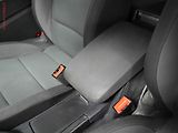 Volkswagen Golf (2009) 2.0 TDi, DSG, temp - náhled 18