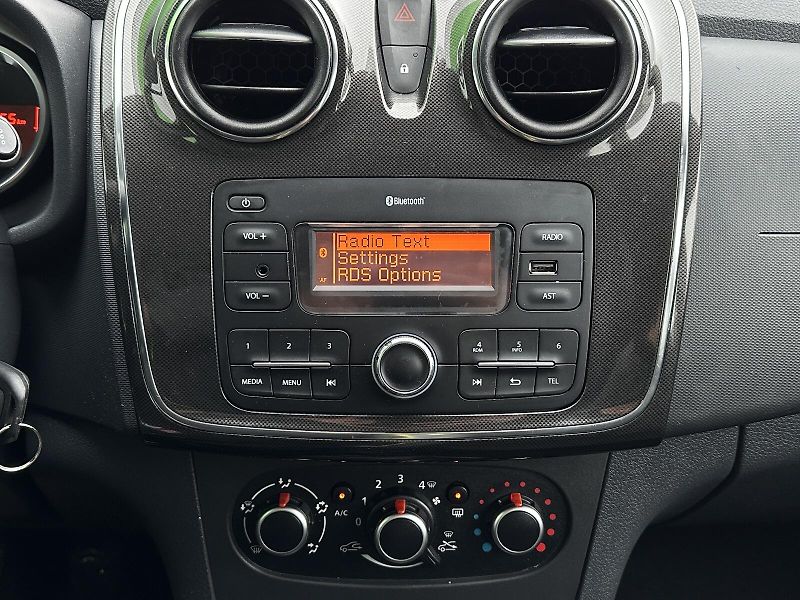 Dacia Logan 1.0SCe MCV KLIMA AC Bluetooth - fotka 17 z 31