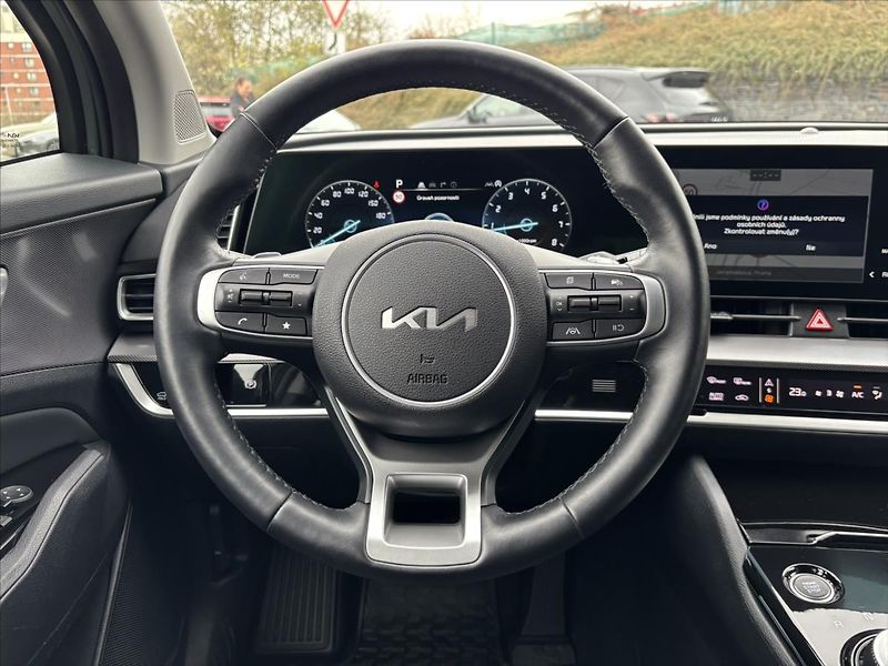 Kia Sportage 1,6 i 132kW AT 4x4 TOP ZÁRUKA - fotka 18 z 49