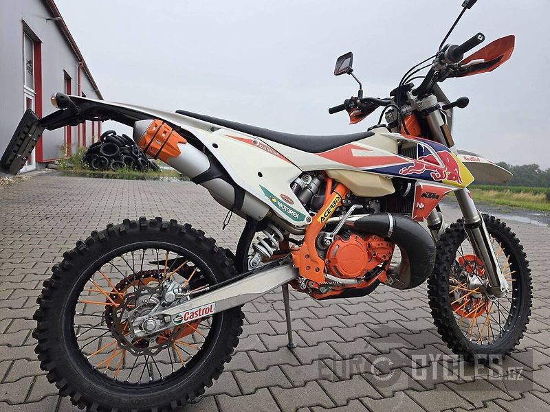 KTM 300 EXC TPI (2019) - fotka 3 z 17
