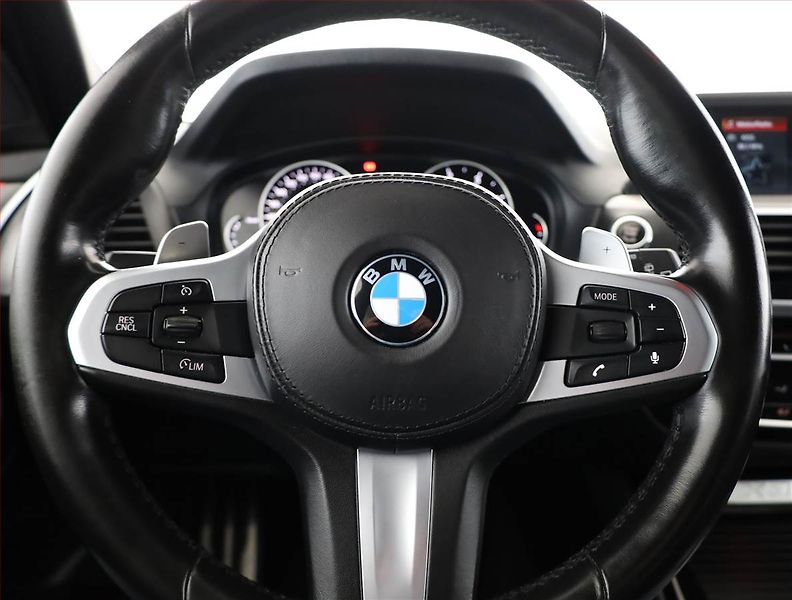 BMW X3 (2019) xDrive20d - fotka 8 z 18