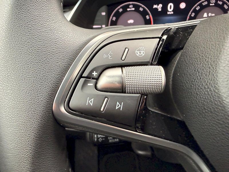 Škoda Octavia (2025) OCT.COMBI TOP SELECTION 1,5 TS - fotka 16 z 25
