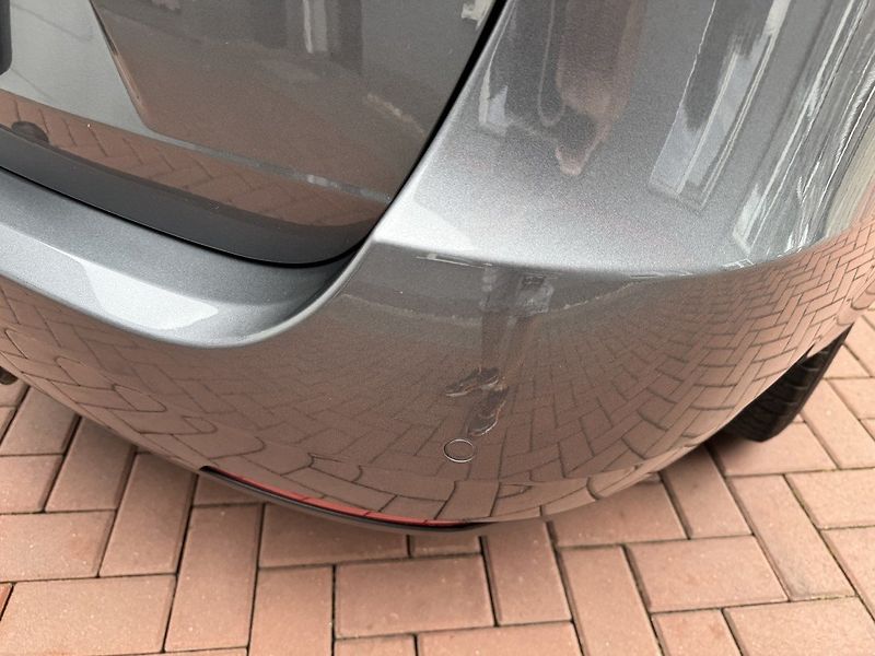 Seat Ibiza (2014) 1.4i 16V Navi Digi Klima - fotka 44 z 50