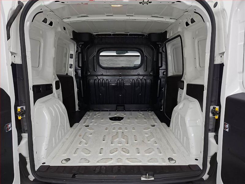 Fiat Dobló (2019) 1.4 i, ČR, DPH - fotka 12 z 15