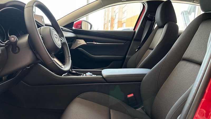 Mazda 3 (2026) 2.5 G140 Centre-line + Paket - fotka 6 z 22