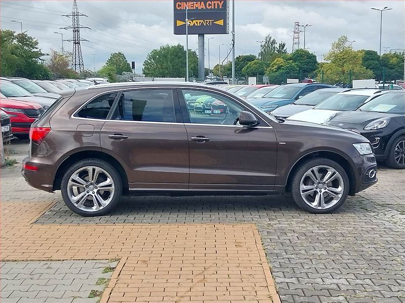 Audi Q5 (2016) S line 2.0 TDI, 4X4, Automat - fotka 6 z 19