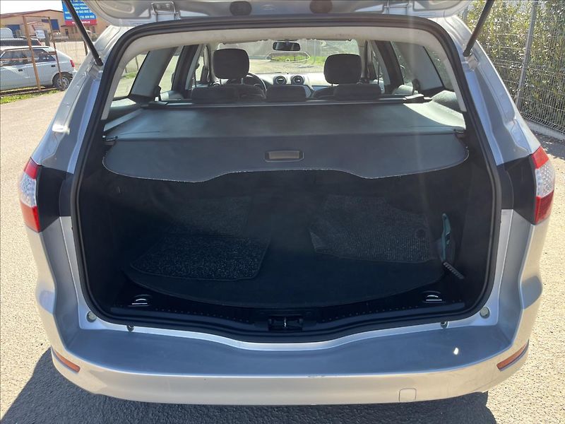 Ford Mondeo 2,0 TDCi KLIMA SERVIS ROZVODY - fotka 27 z 29