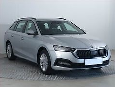 Škoda Octavia (2023) Ambition 2.0 TDI, ČR,1.maj - fotografie inzerátu