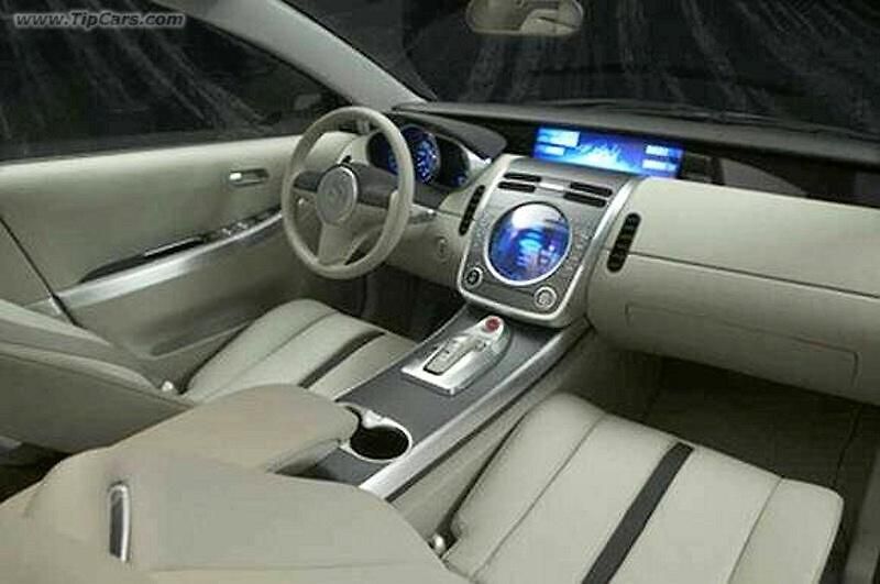 Koncept MX Crossport naznačuje tvary nového SUV CX - 7.
