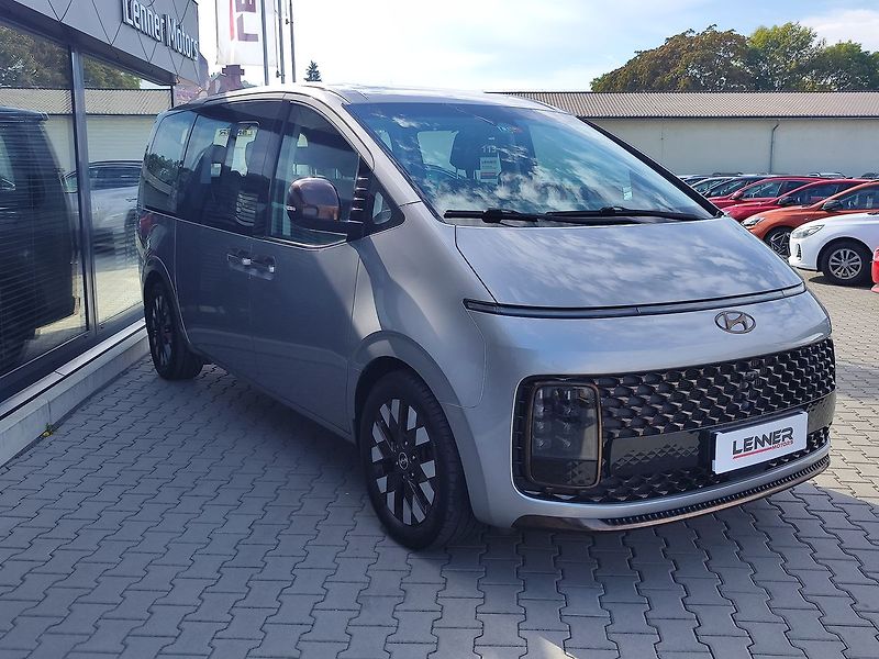 Hyundai Staria 2.2 CRDI/130kW Luxury PNM DCT - fotka 3 z 41