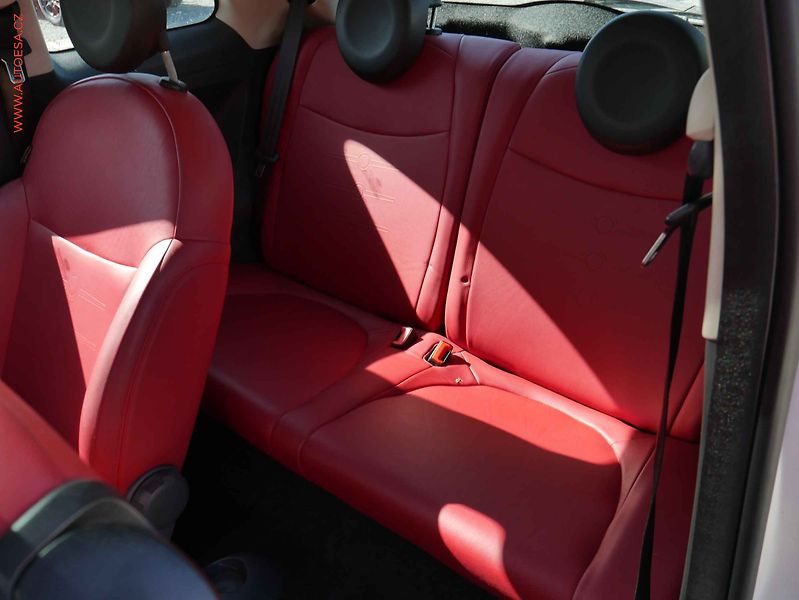 Fiat 500 (2009) 1.2 i - fotka 10 z 16
