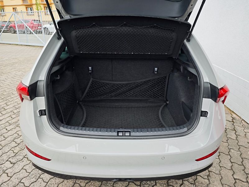 Škoda Scala (2021) 1.5 TSi Monte Carlo 110kW DPH - fotka 6 z 49