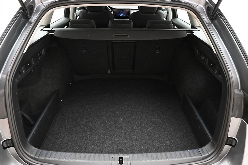 Škoda Octavia 2,0 TDI 110kW DSG Style Záruka - fotka 10 z 33