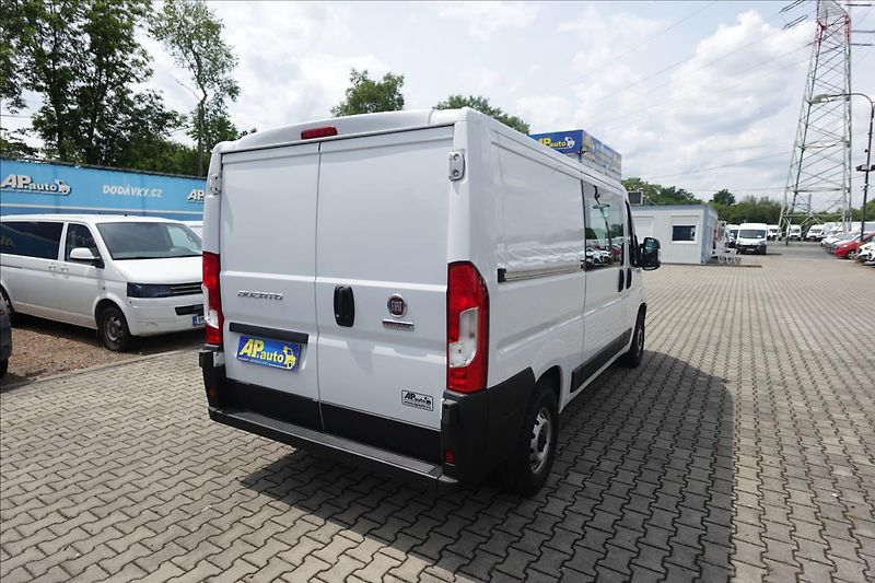 Fiat Ducato 2,2 MJT  L2H1 6MÍST KLIMA - fotka 9 z 33