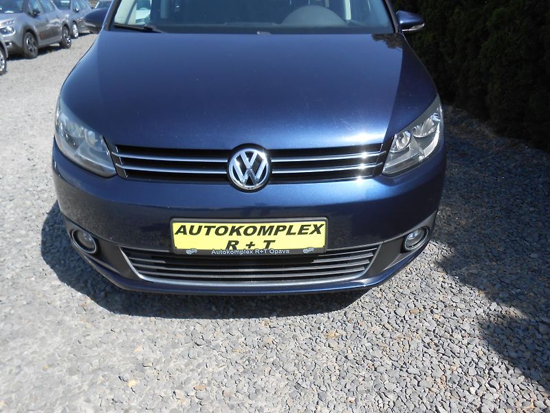 Volkswagen Touran 1.6TDi, NAVI,7Míst!!! - fotka 13 z 43