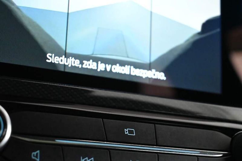 Ford Kuga (2023) 1.5 ST-LINE X ACC BO VIRTUAL T - fotka 23 z 44