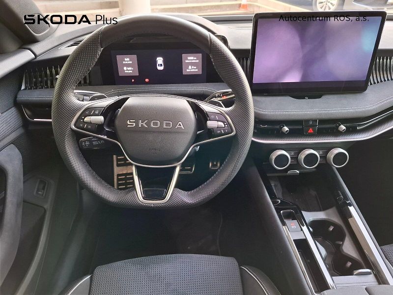 Škoda Superb (2025) SPORTLINE 110/2.0 A7A - fotka 5 z 28