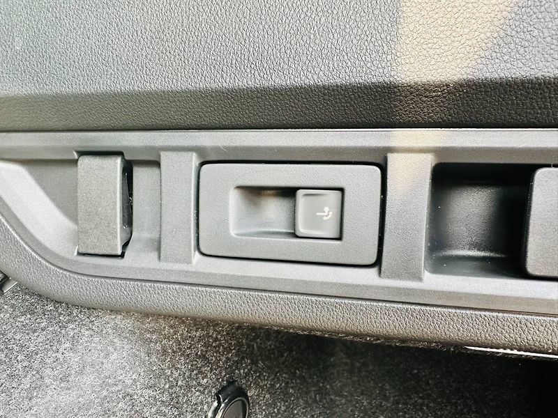 Škoda Octavia Combi Top Selection 2,0 TDI/11 - fotka 29 z 35