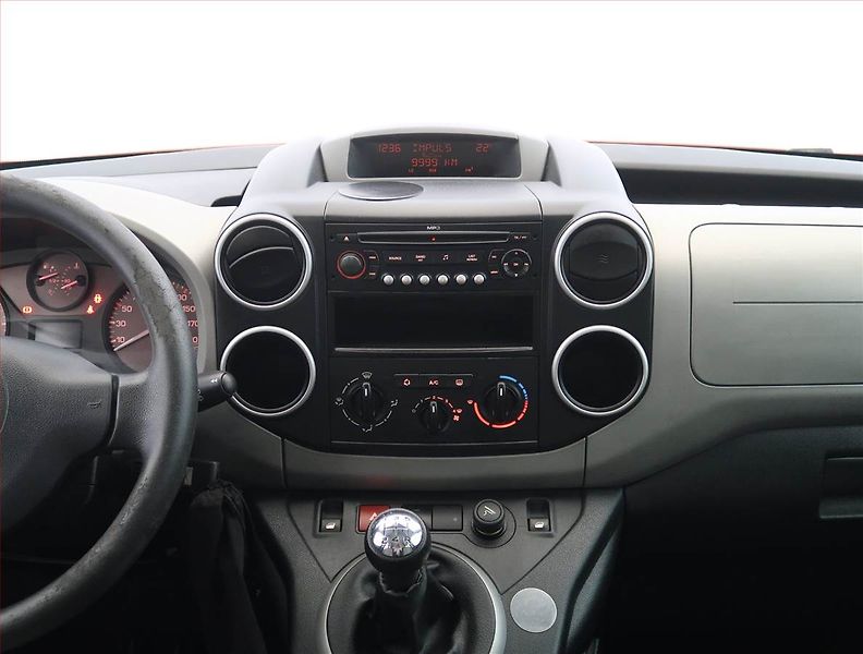 Citroën Berlingo (2008) 1.6 16V , 5Míst, ČR - fotka 12 z 14