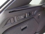 Volkswagen Passat R-Line 2,0 TSI 150 kW - náhled 25