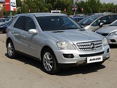 Mercedes-Benz Třídy M (2005) 3.5 ML350 4M, ČR, AT, park - fotografie inzerátu