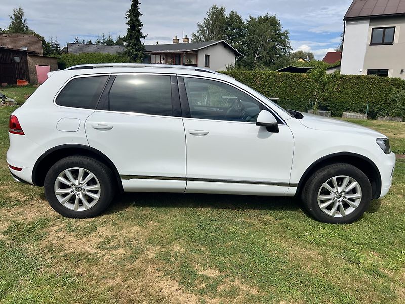 Volkswagen Touareg 3.0TDI 180KW,TZ,KůŽE,ROZVODY!! - fotka 8 z 52