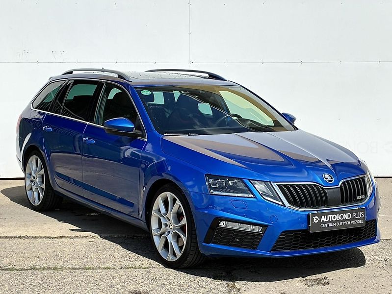 Škoda Octavia 2.0 TDI 4x4 DSG / 135 kW RS - fotka 6 z 26