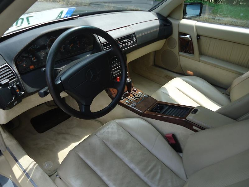Mercedes-Benz SL (1995) SL 600 - fotka 13 z 21