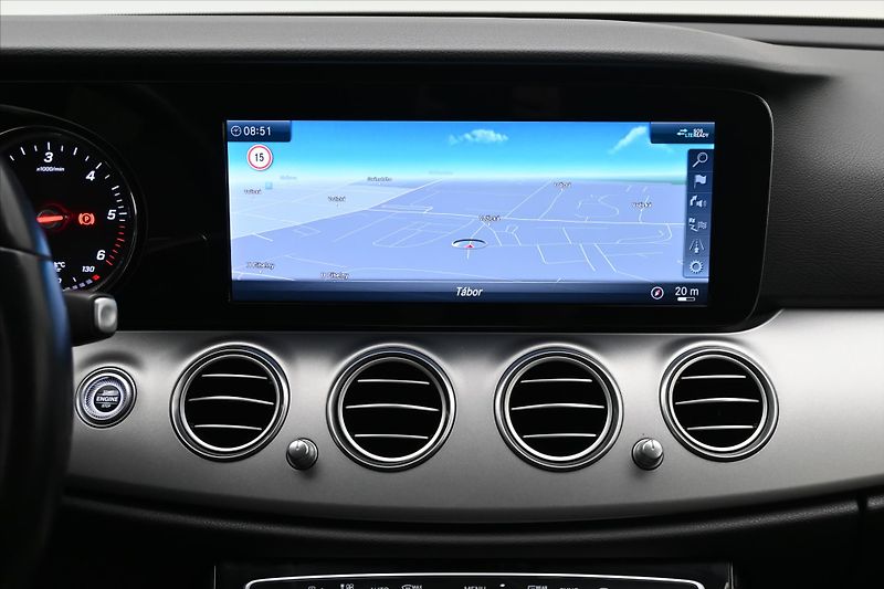 Mercedes-Benz Třídy E 2,0 220d 143 kW Avantgarde AT9 - fotka 20 z 33