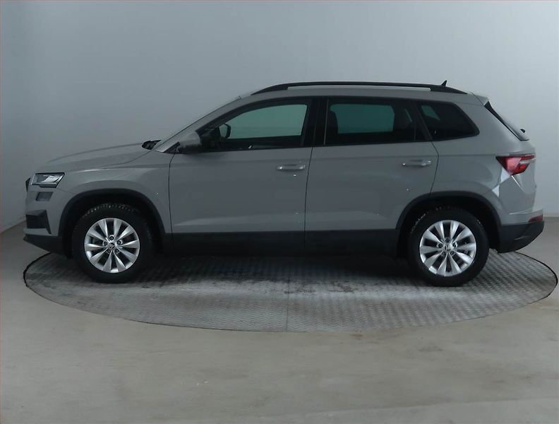 Škoda Karoq (2024) Fresh 2.0 TDI - fotka 3 z 16
